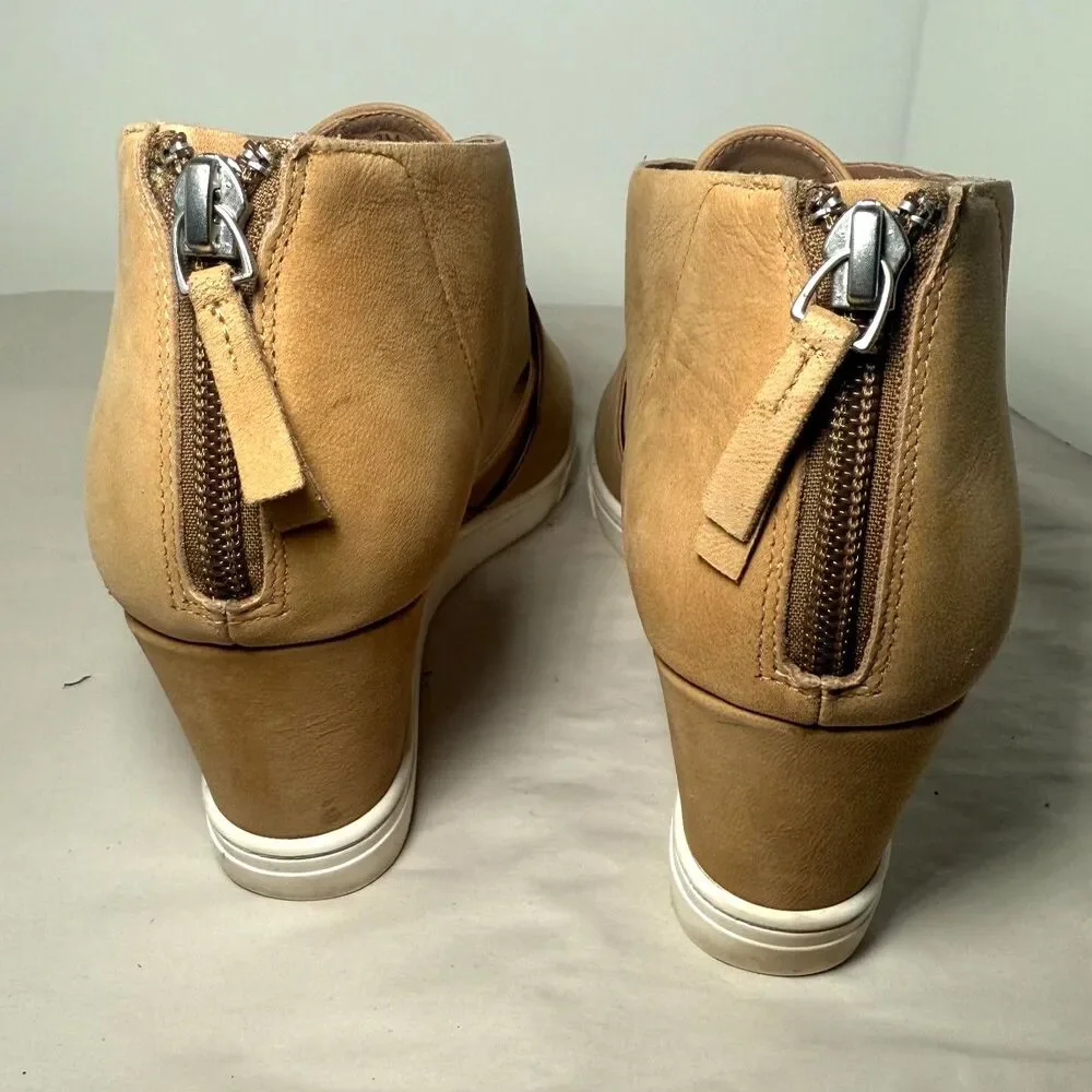 Linea Paolo Faith‎ Wedge Sneaker Tan Suede 7M Comfort Elegance City